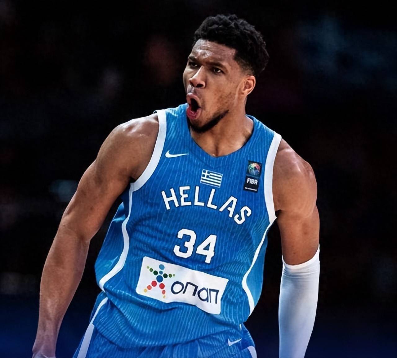 快船逆转日本男篮，字母哥打破历史纪录