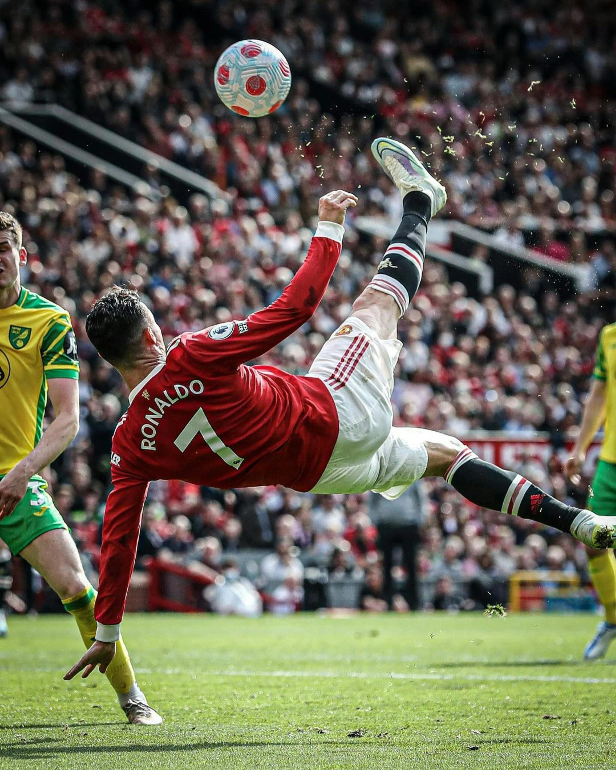 关于球星爆发!欧洲杯赛场再现神级操作的信息 关于球星爆发!欧洲杯赛场再现神级操作的信息