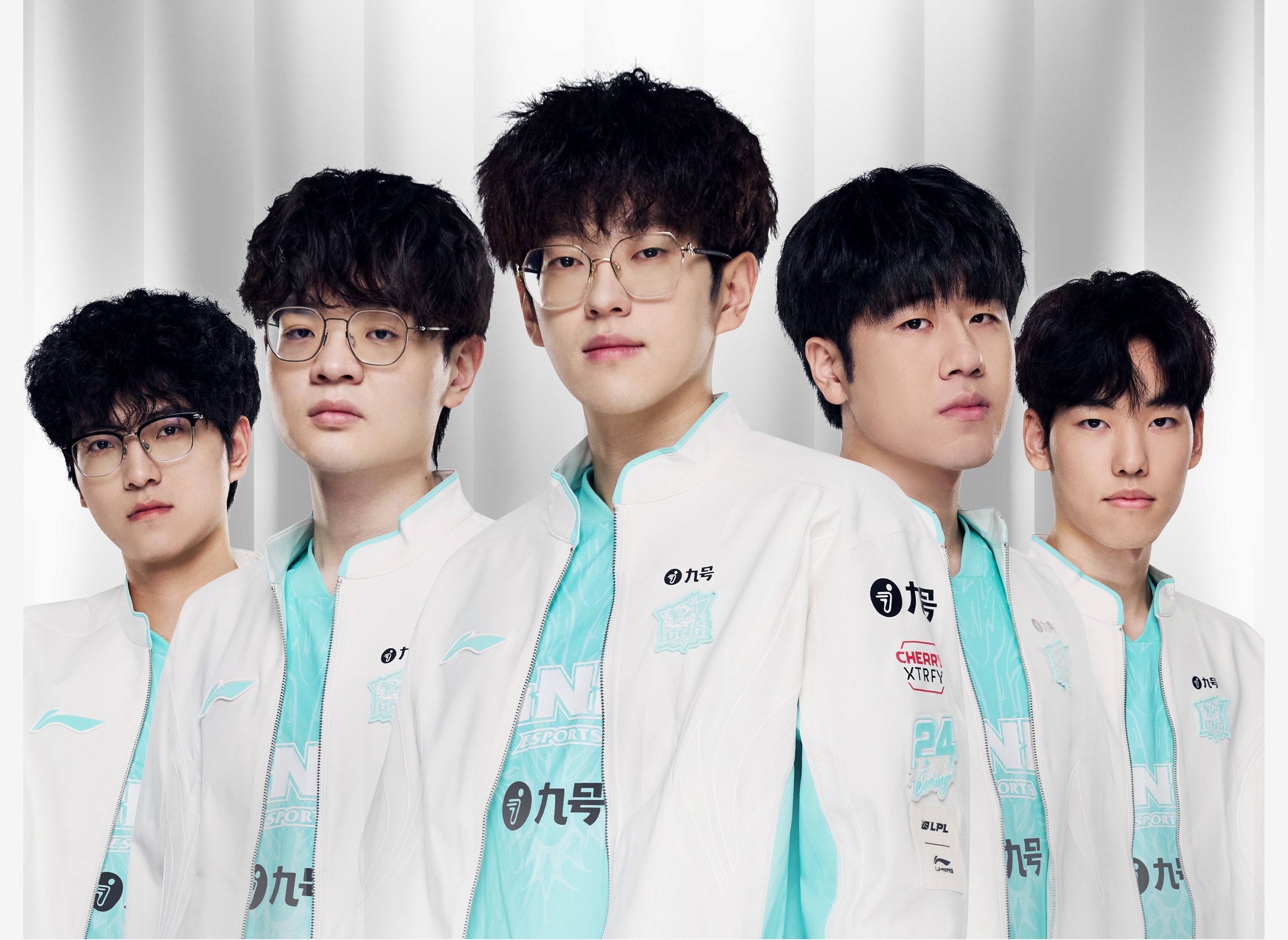 关于LPL总决赛即将打响，冠军归属成谜的信息