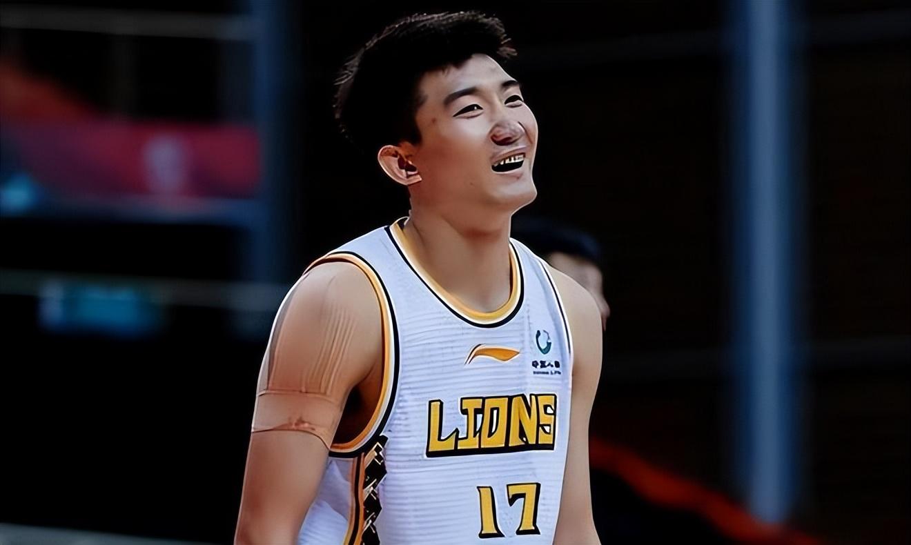 骑士翻盘深圳队,孙铭徽点燃赛场的简单介绍 骑士翻盘深圳队,孙铭徽点燃赛场的简单介绍