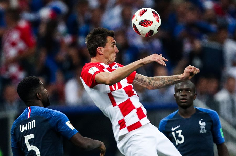 法国队鏖战韩国队，奥恰洛夫惊艳四座