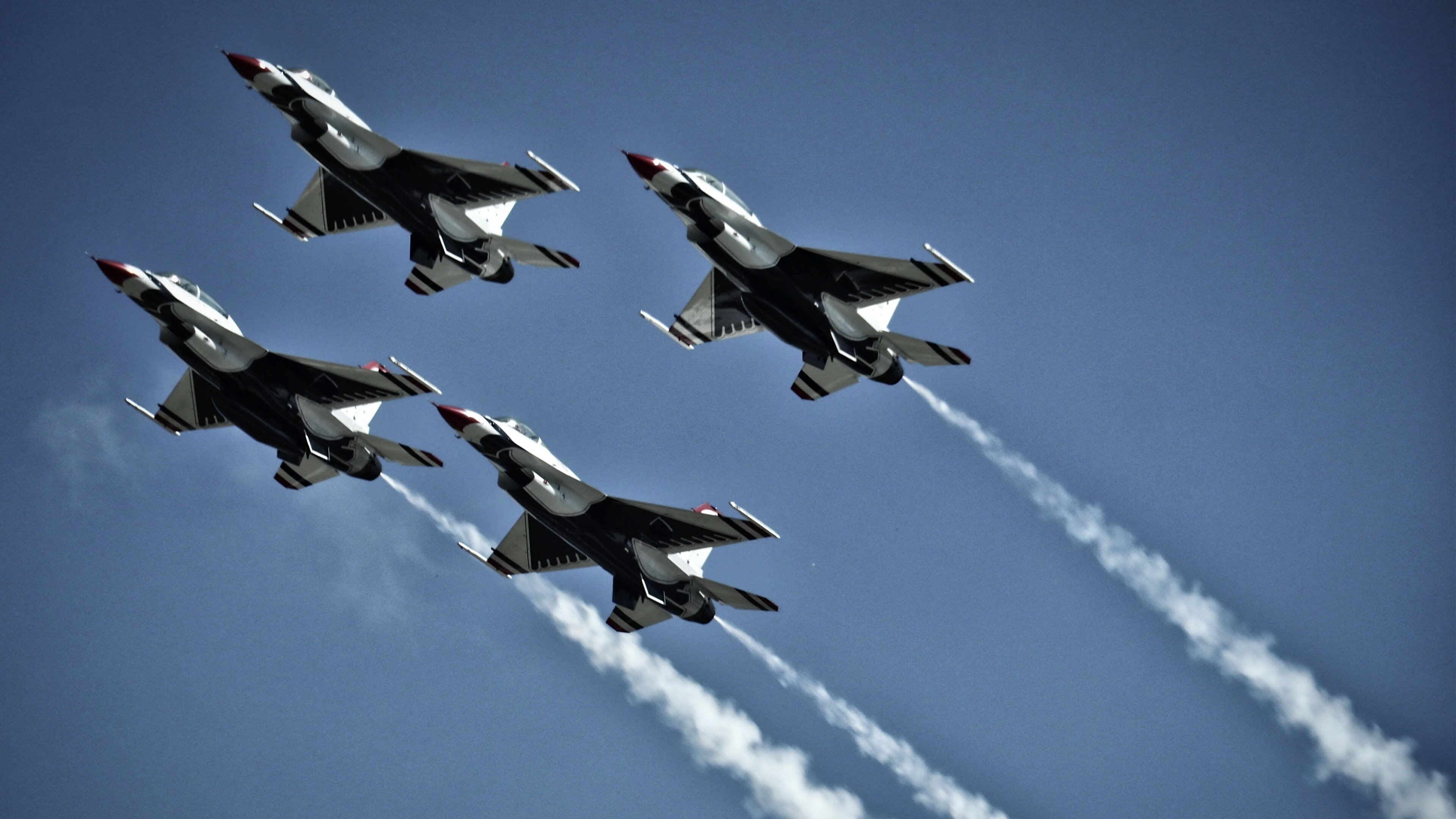 破晓时刻，一场史书级的翻盘，如何续写百年序章