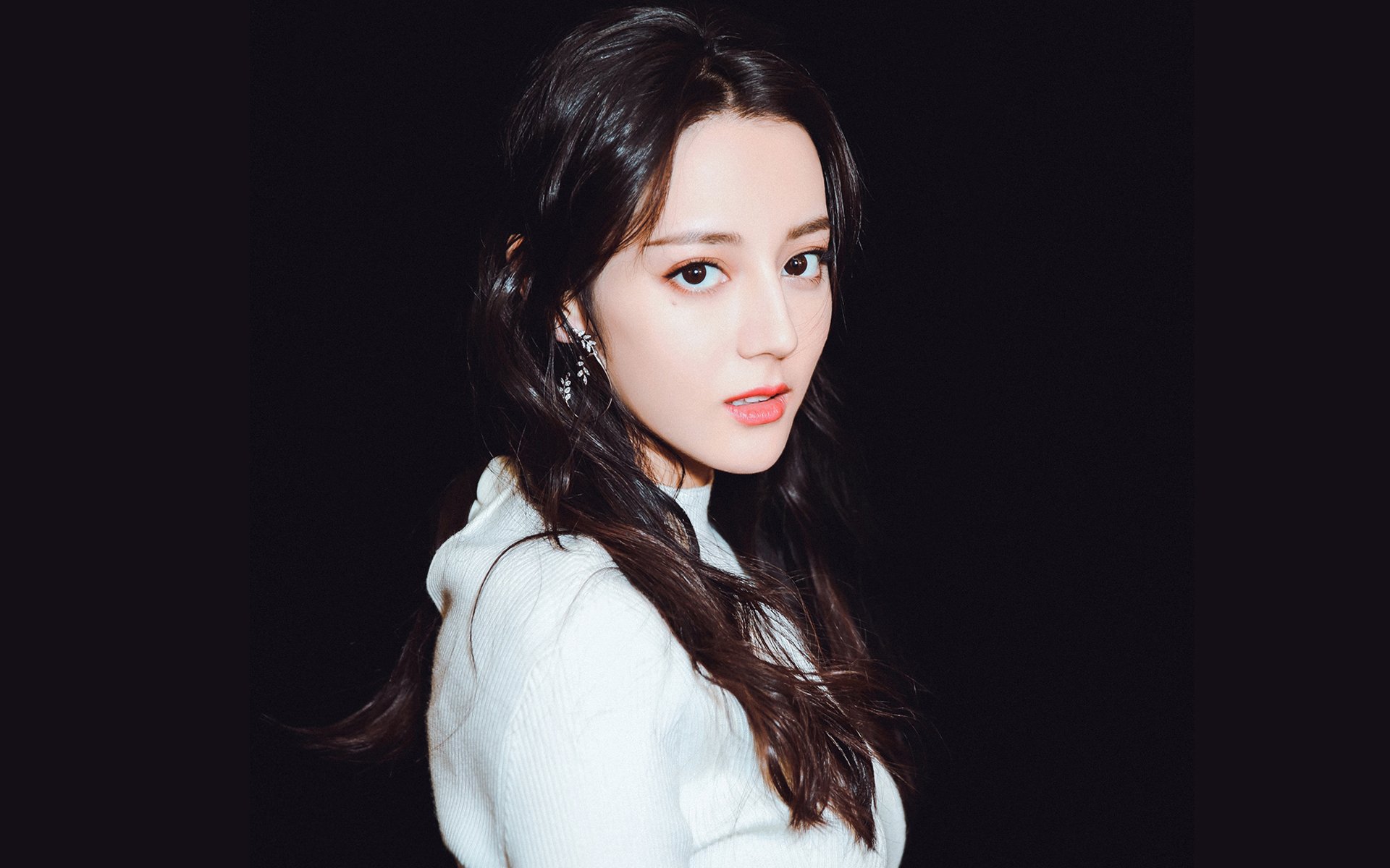 当沙漠雄鹰遇见红牛风暴,一场跨越界限的表演,与基米希无人可挡的进攻艺术