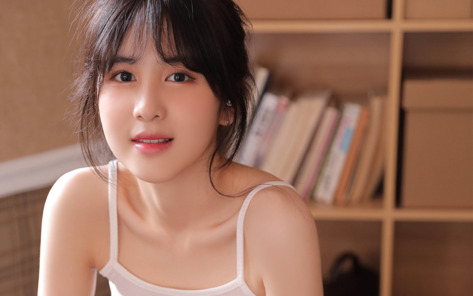 英格兰赛场惊现核爆,奥亚尔萨瓦尔三度爆破,阿森纳城门惨遭狂袭